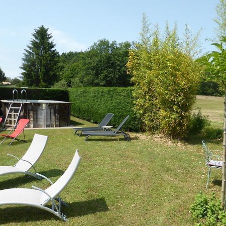 Studio De Charme Romarin Saint-Crépin-et-Carlucet Exterior foto