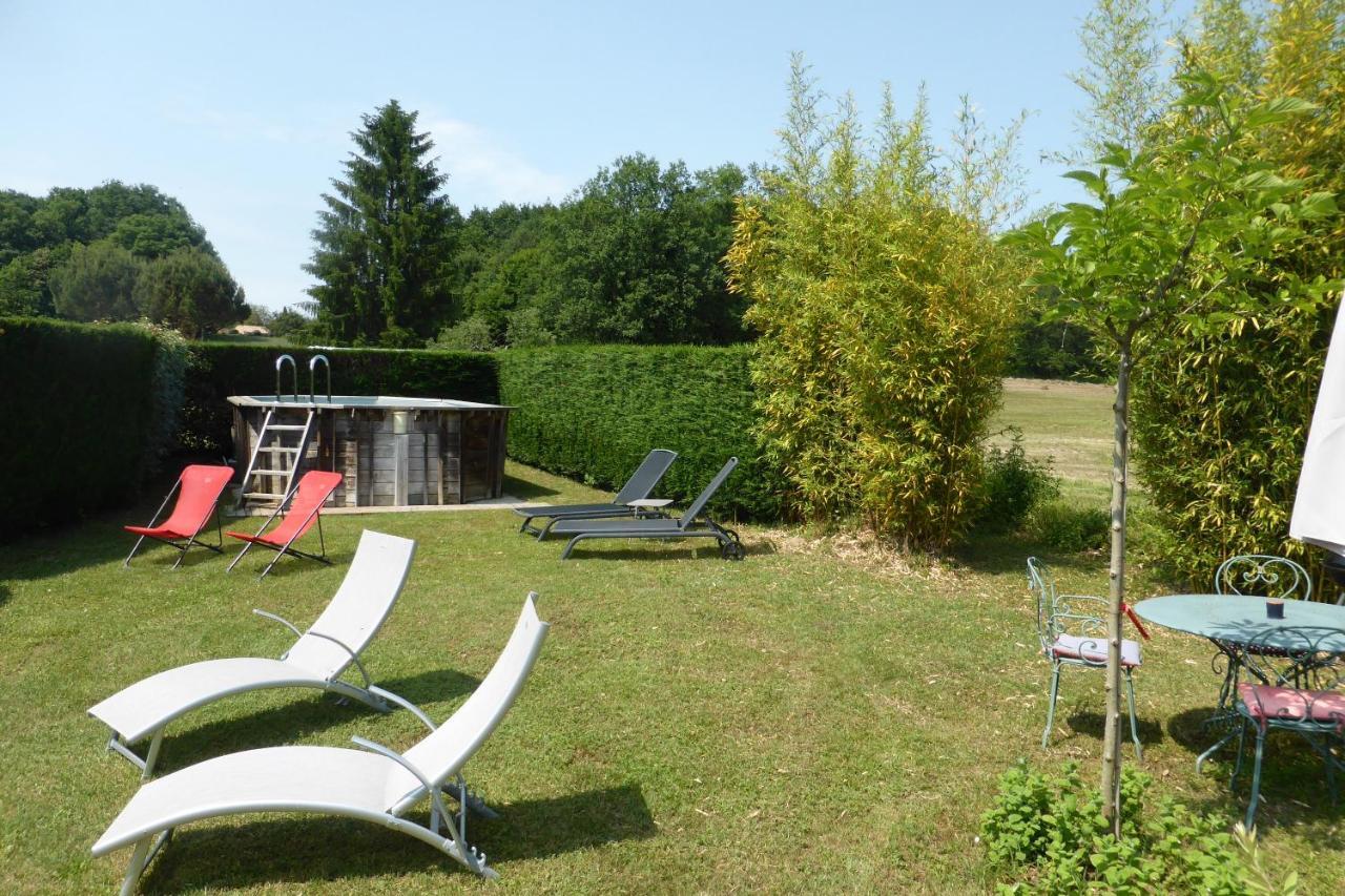 Studio De Charme Romarin Saint-Crépin-et-Carlucet Exterior foto